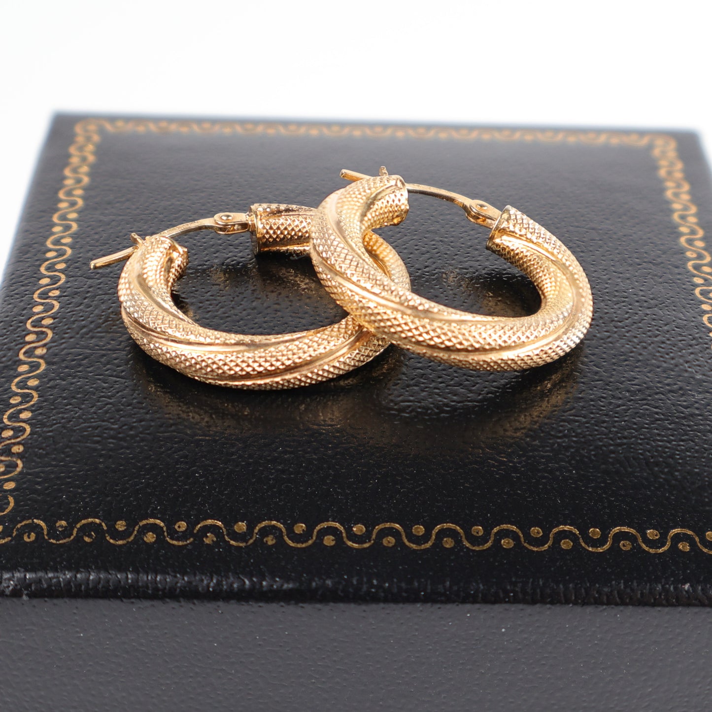 Second-Hand 9ct Yellow Gold Textured Twist Hoop Earrings