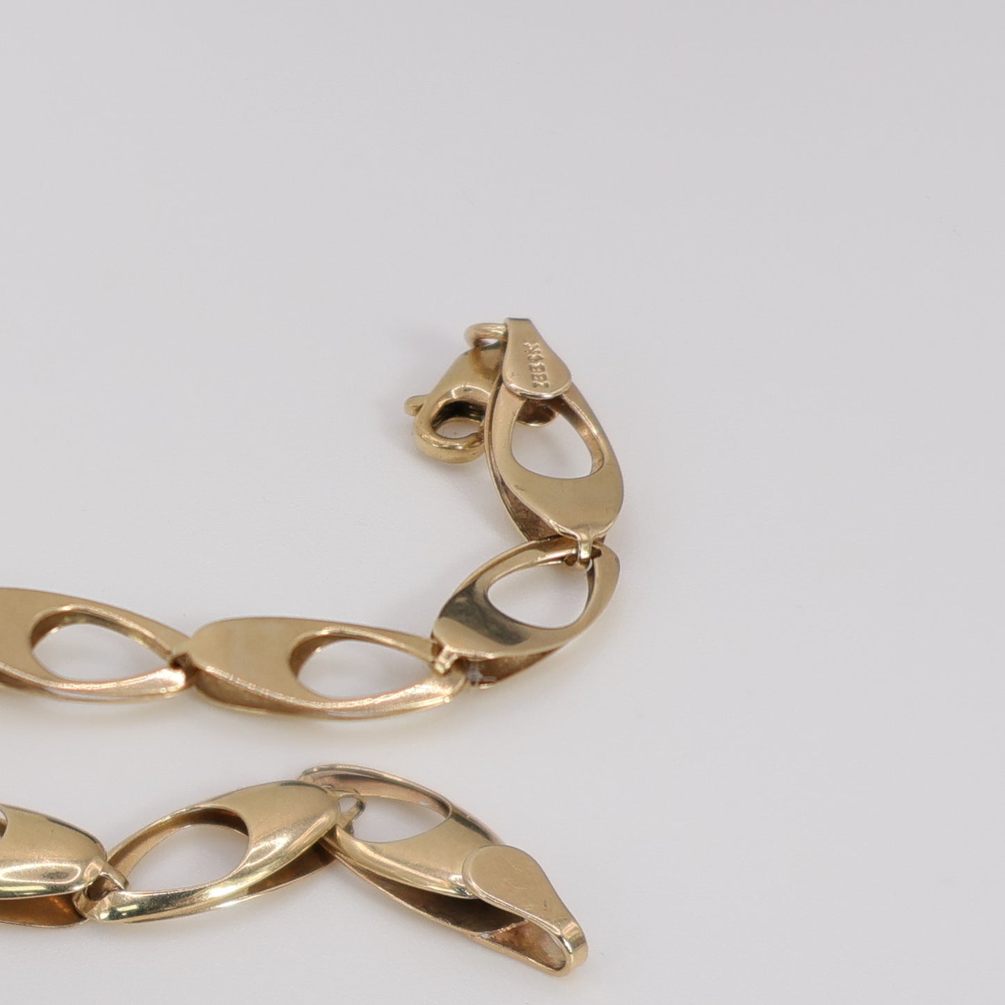Second-Hand 9ct Gold Oval Link Bracelet