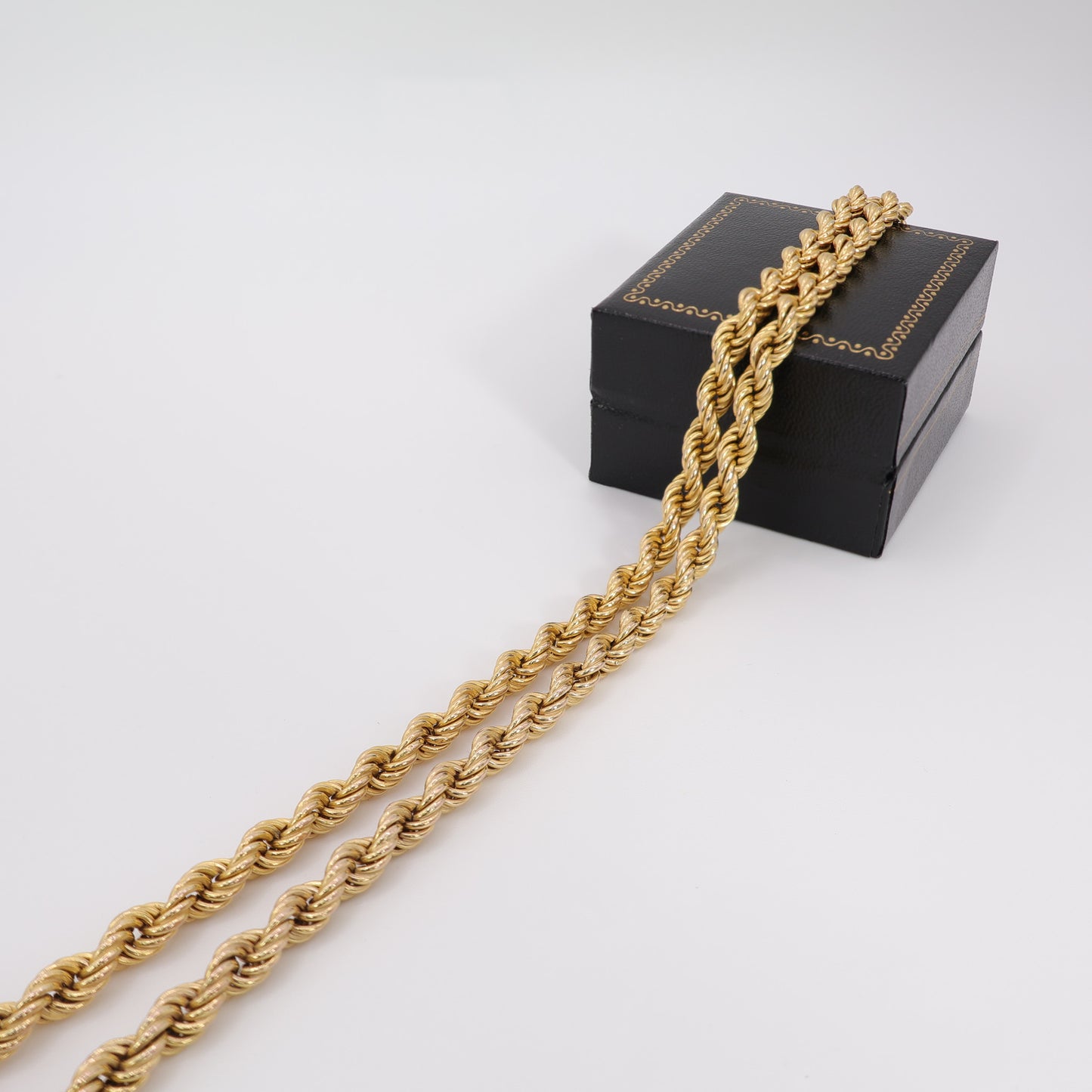 Second-Hand 9ct Gold Rope Chain Necklace