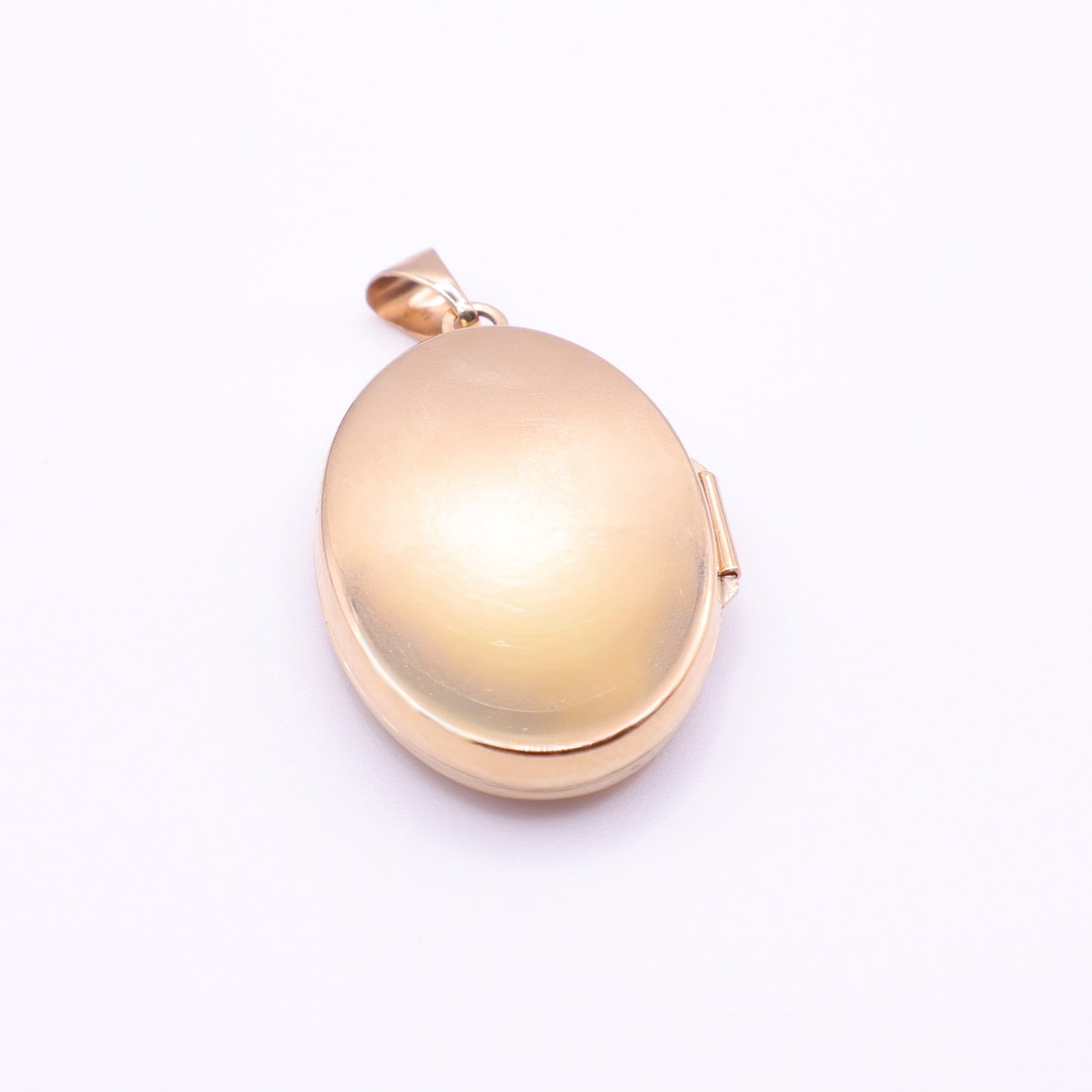 Second-Hand 9ct Gold Floral Oval Locket