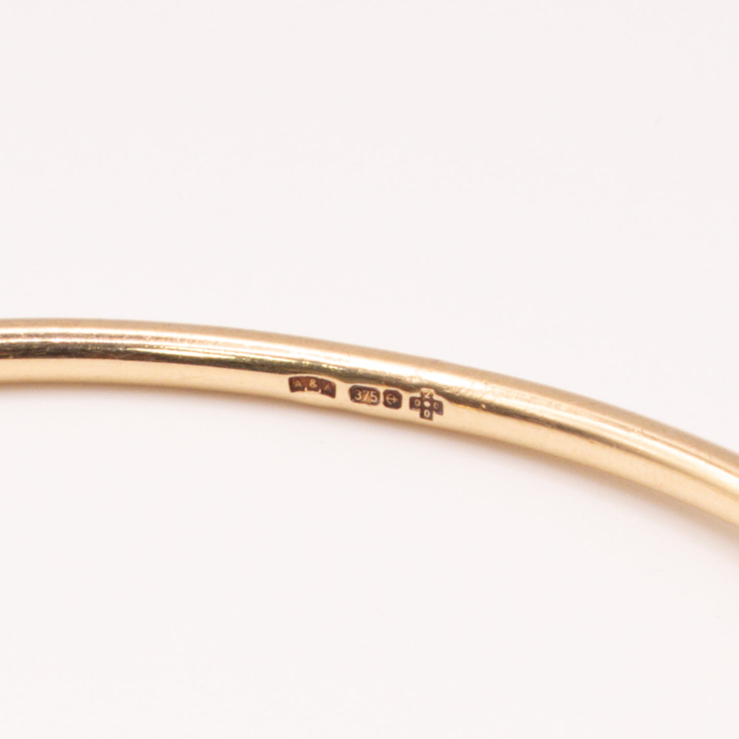 Second-Hand 9ct Yellow Gold Torque Bangle with Ball Ends