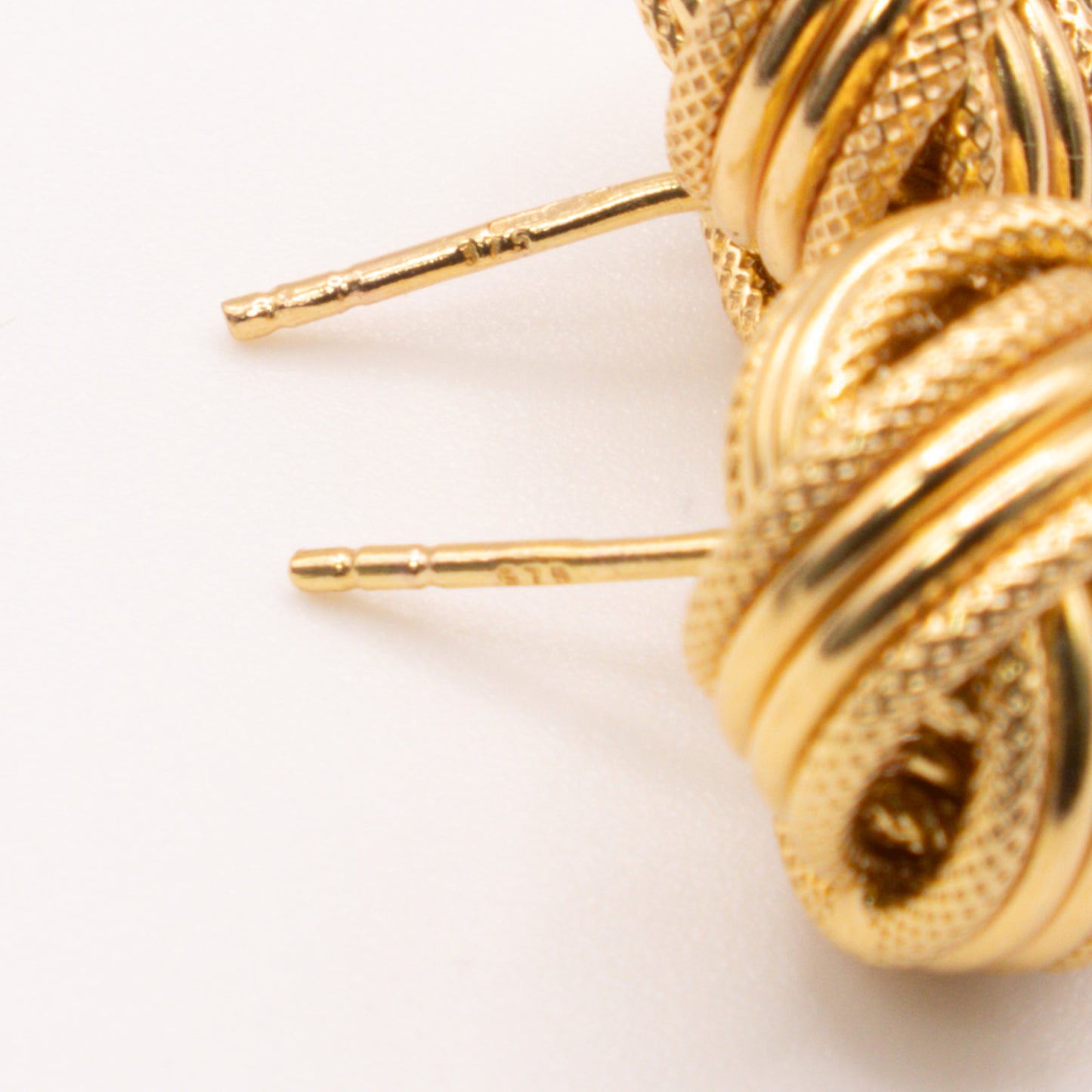 Second-Hand 9ct Yellow Gold Knot Stud Earrings