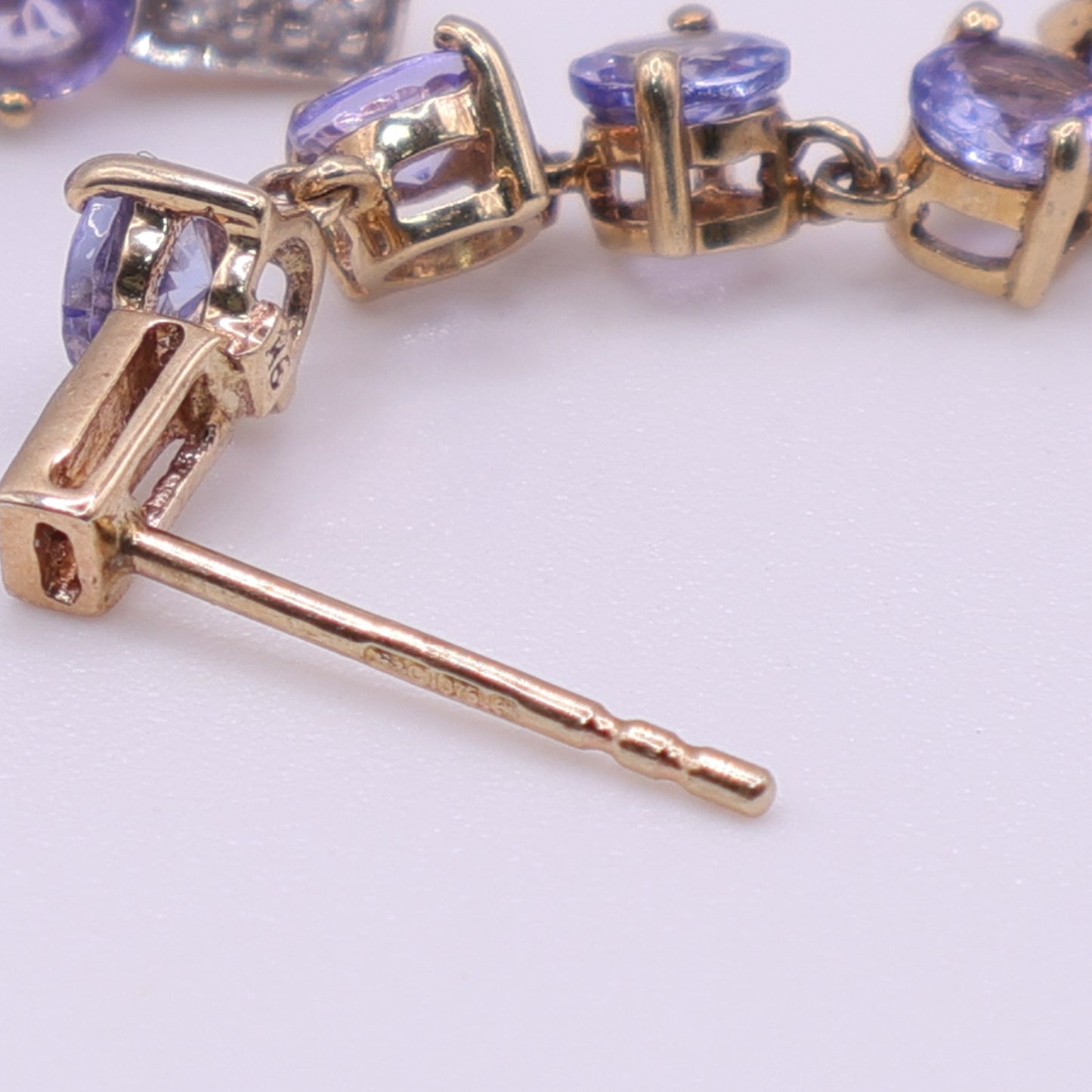 Second-Hand 9ct Yellow Gold Drop Earrings with Lilac Stones