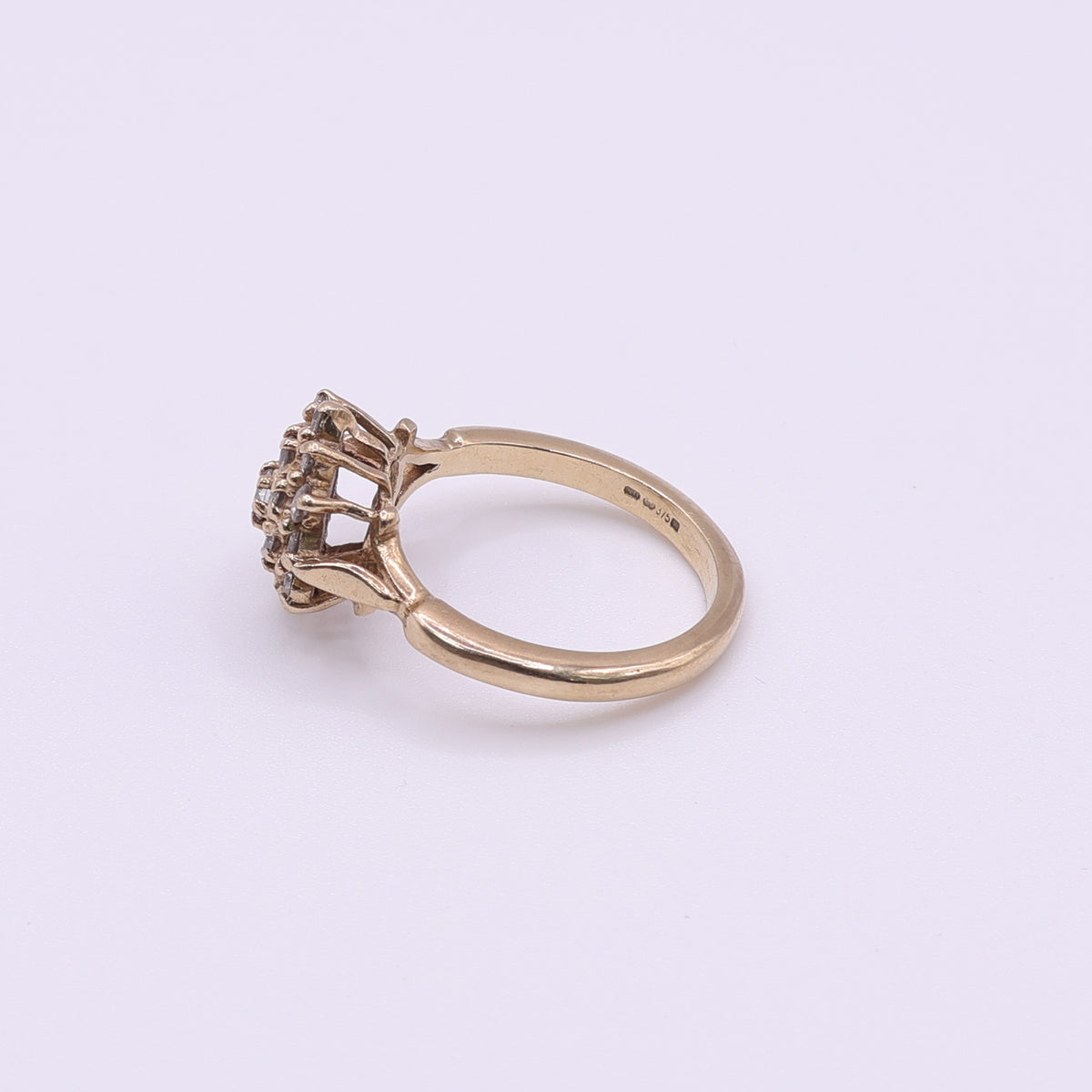 9ct Yellow Gold Cluster Ring with Cubic Zirconia