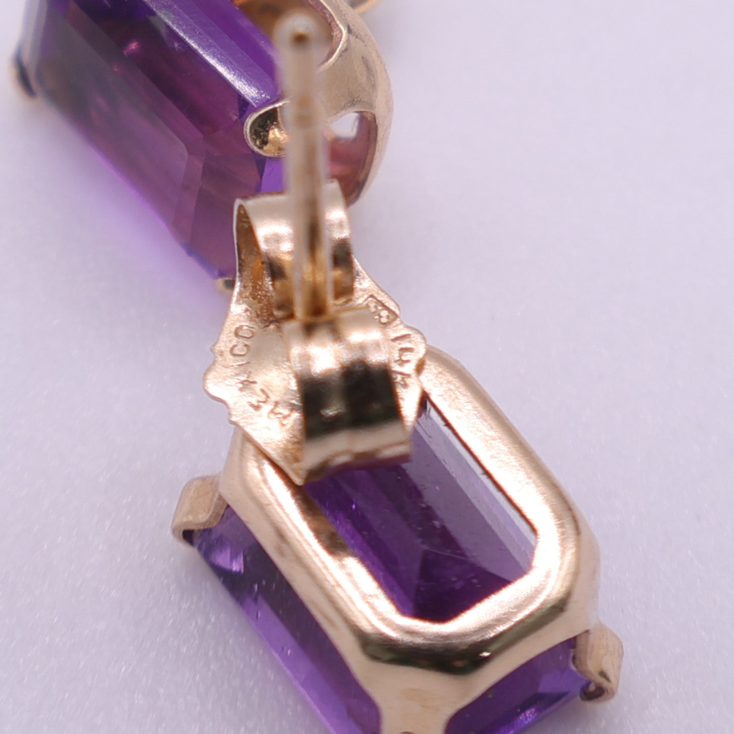 Second-Hand 14ct Yellow Gold Purple CZ Stud Earrings