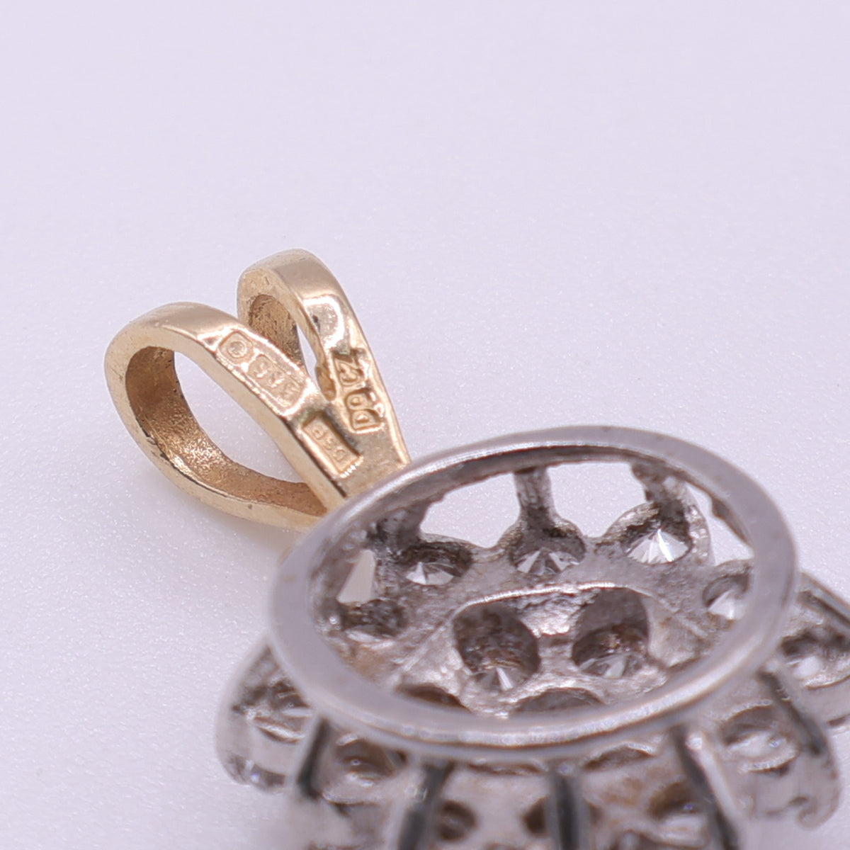 14ct Yellow Gold CZ Cluster Pendant