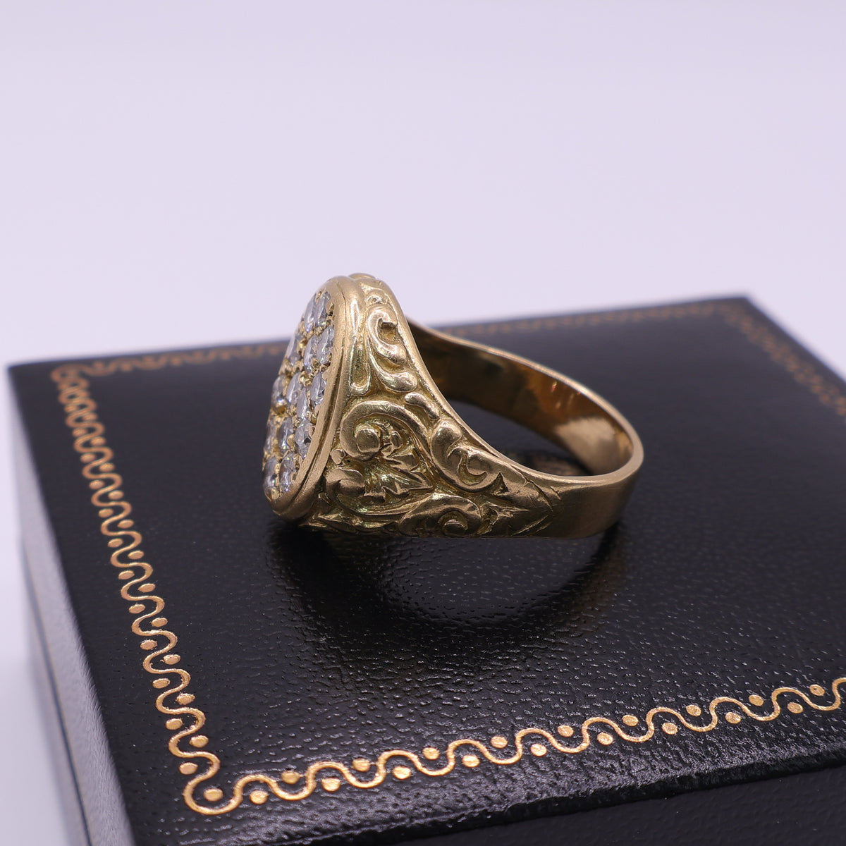 18ct Yellow Gold Gents Diamond Signet Cluster Ring