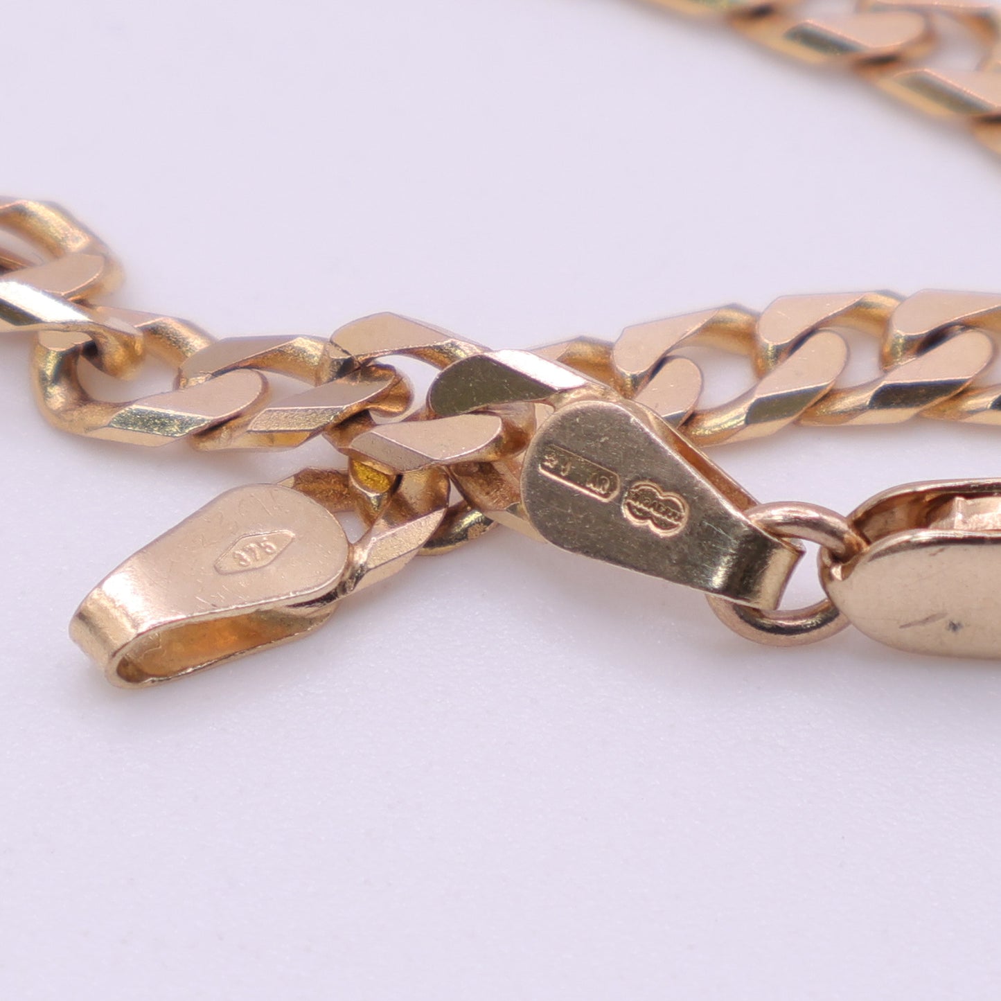 Second Hand 9ct Gold 20 Inch Curb Chain Necklace