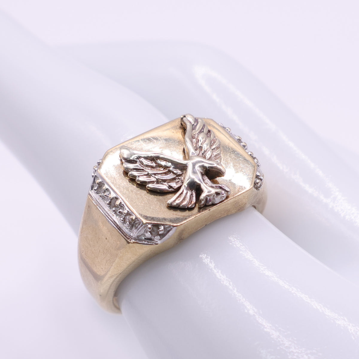 9ct Yellow Gold Eagle Signet Ring with Diamond Shoulders