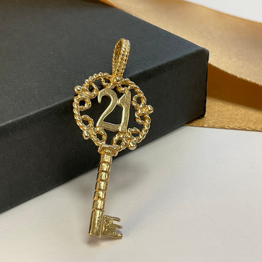 9ct Yellow Gold 21 Key Charm