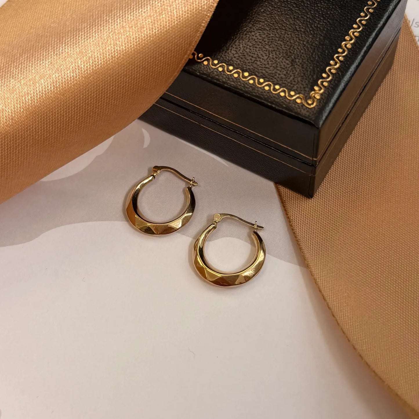 9ct Yellow Gold Faceted Hoop Earrings