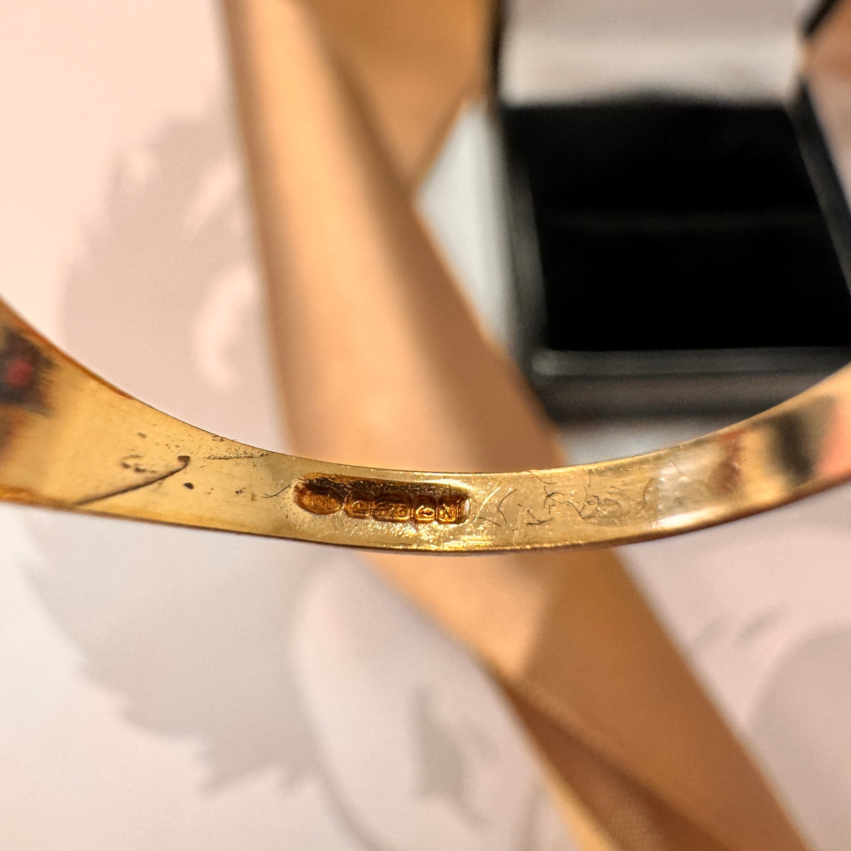 9ct Yellow Gold Diamond Signet Ring