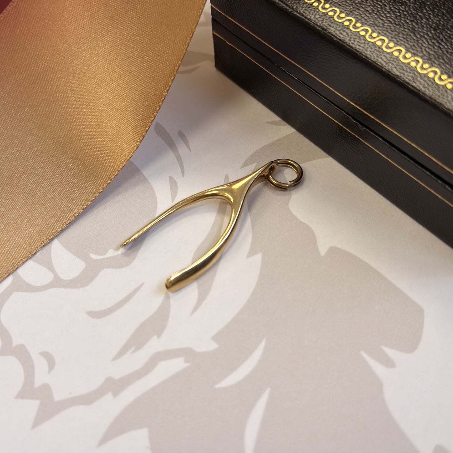 9ct Gold Wishbone Pendant