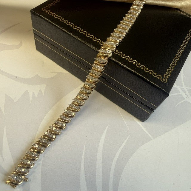 9ct Gold Diamond Tennis Bracelet - 7 Inch