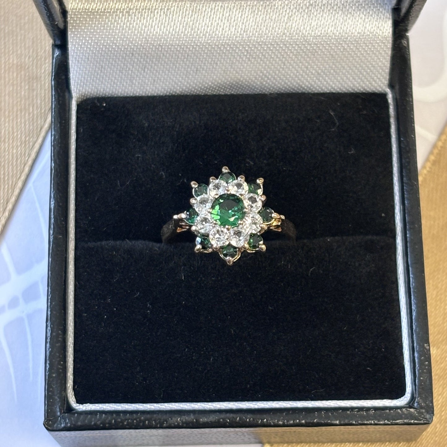 9ct Gold Green Cubic Zirconia Cluster Ring