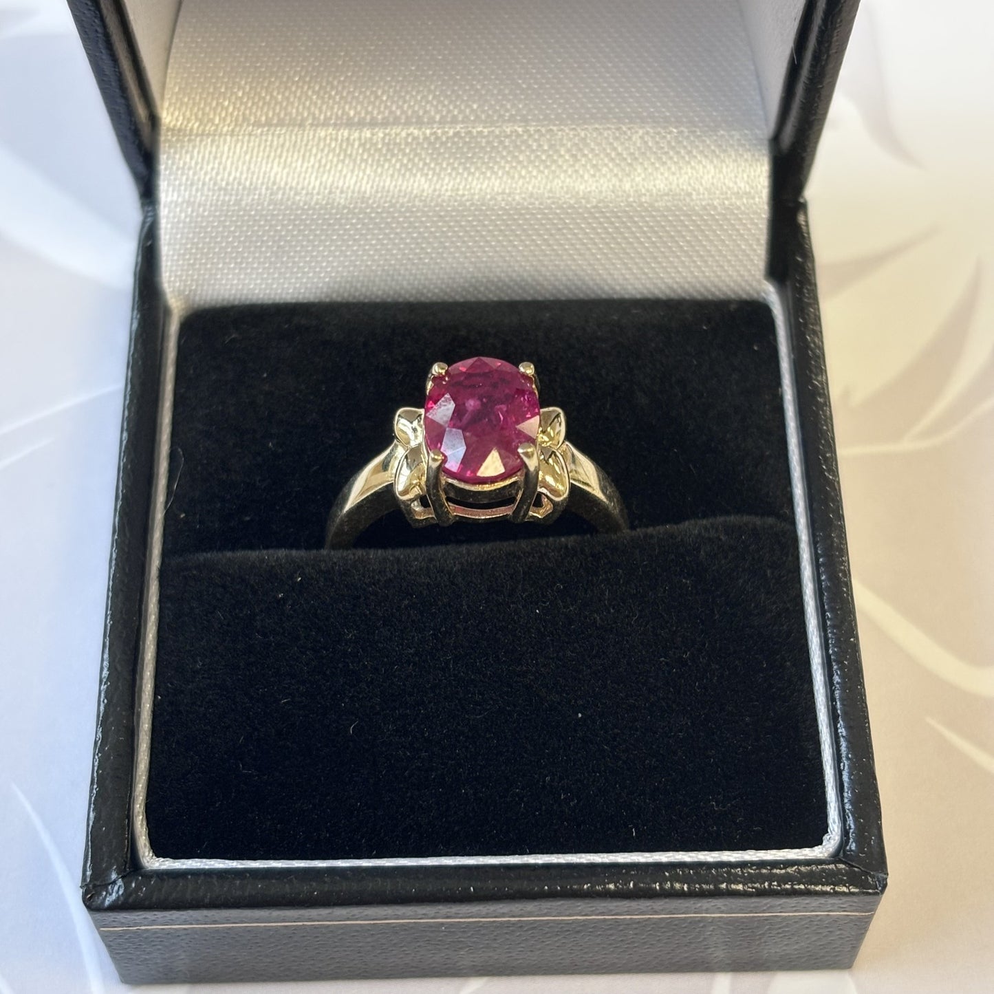 9ct Yellow Gold Rubellite Oval-Cut Dress Ring