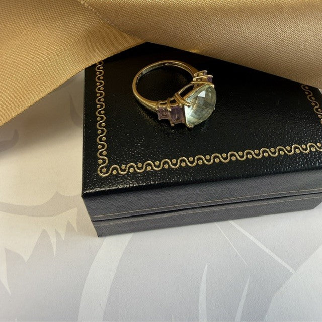 9ct Gold Faceted Peridot and Amethyst Ring