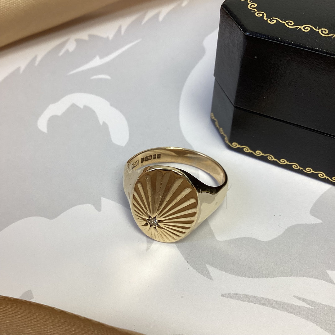 9ct Yellow Gold Diamond Signet Ring