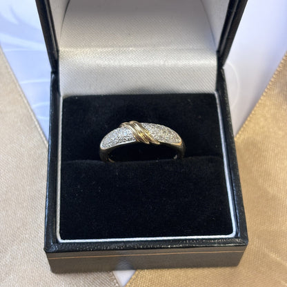 9ct Gold Clear Diamond Crossover Ring