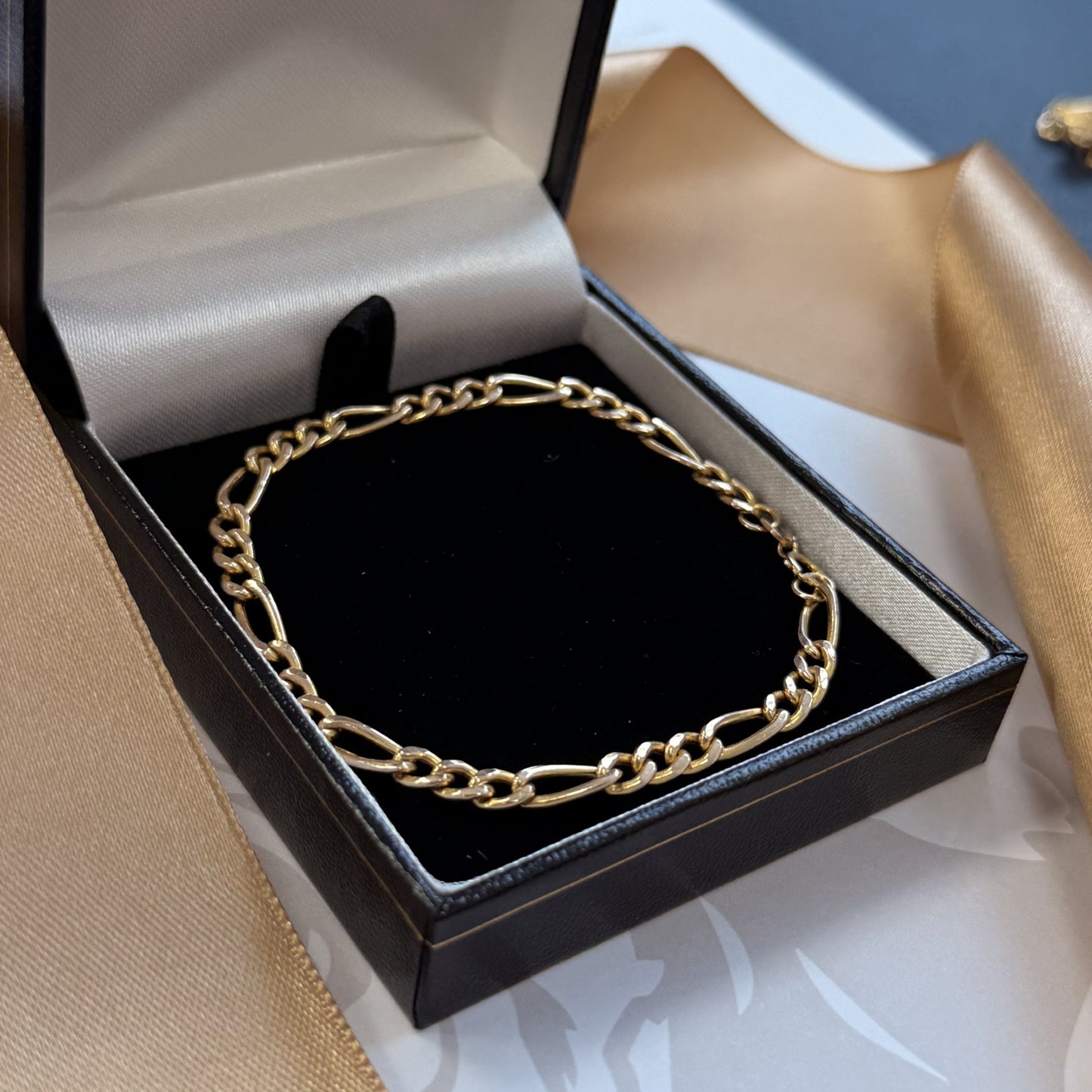 9ct Yellow Gold Figaro Bracelet