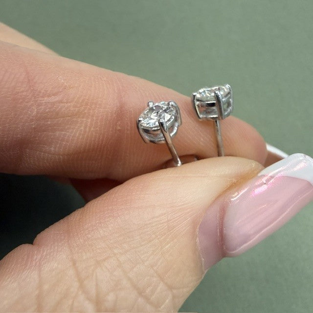 18ct White Gold Diamond Stud Earrings Natural Diamonds 0.66 carat