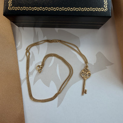9ct Yellow Gold Ornate Key Pendant & Chain - 18 Inch