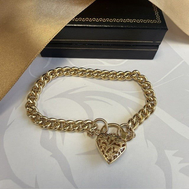 9ct Gold Charm Bracelet - 7 Inch
