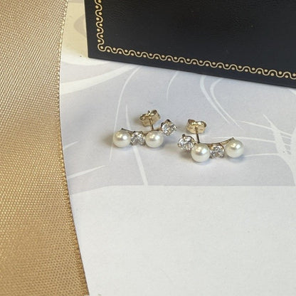 9ct Gold Pearl Drop Stud Earrings