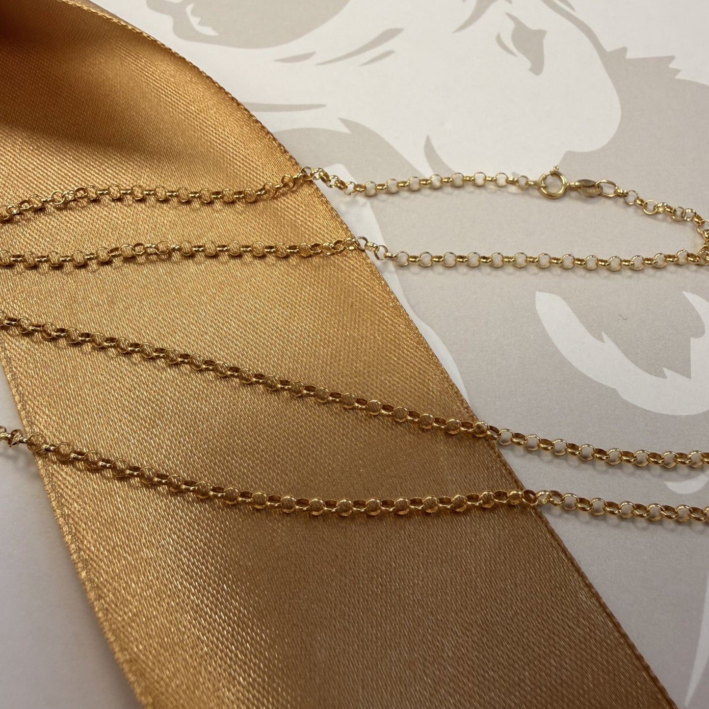 9ct Yellow Gold Fine Belcher Chain - 22 Inch