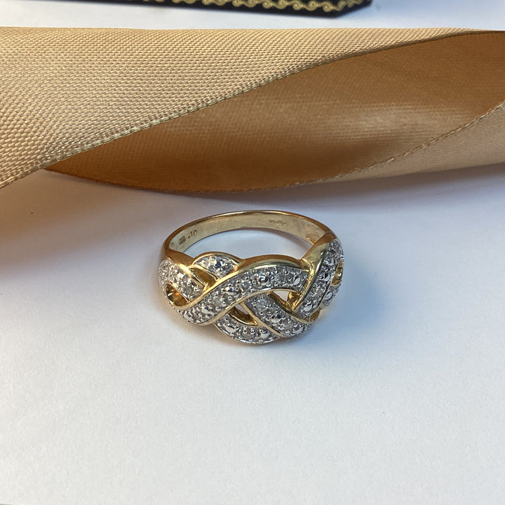 9ct Yellow Gold Diamond Celtic Knot Ring