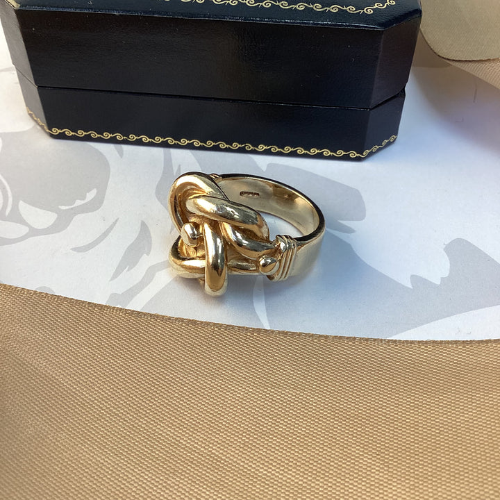 9ct Yellow Gold Knot Ring