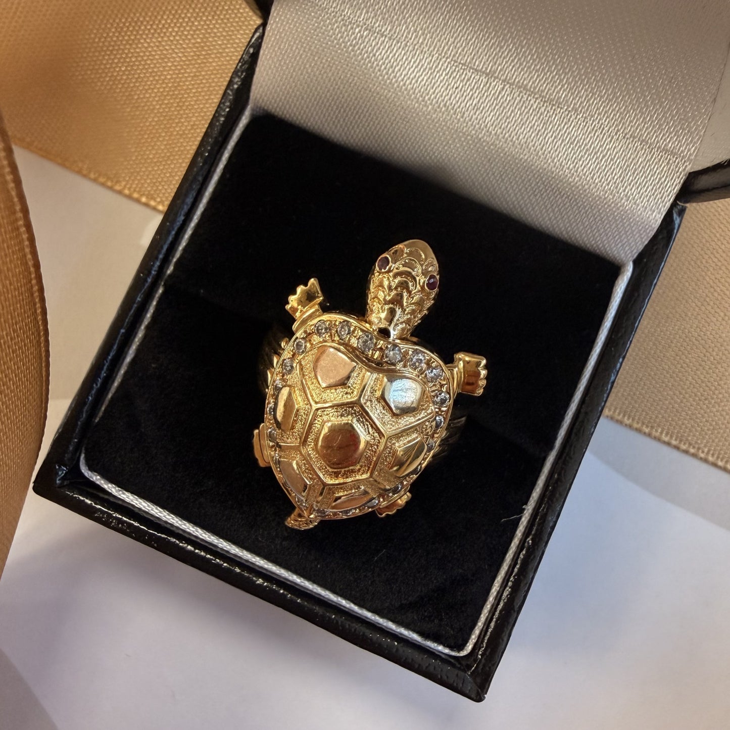 9ct Yellow Gold Diamond Turtle Ring
