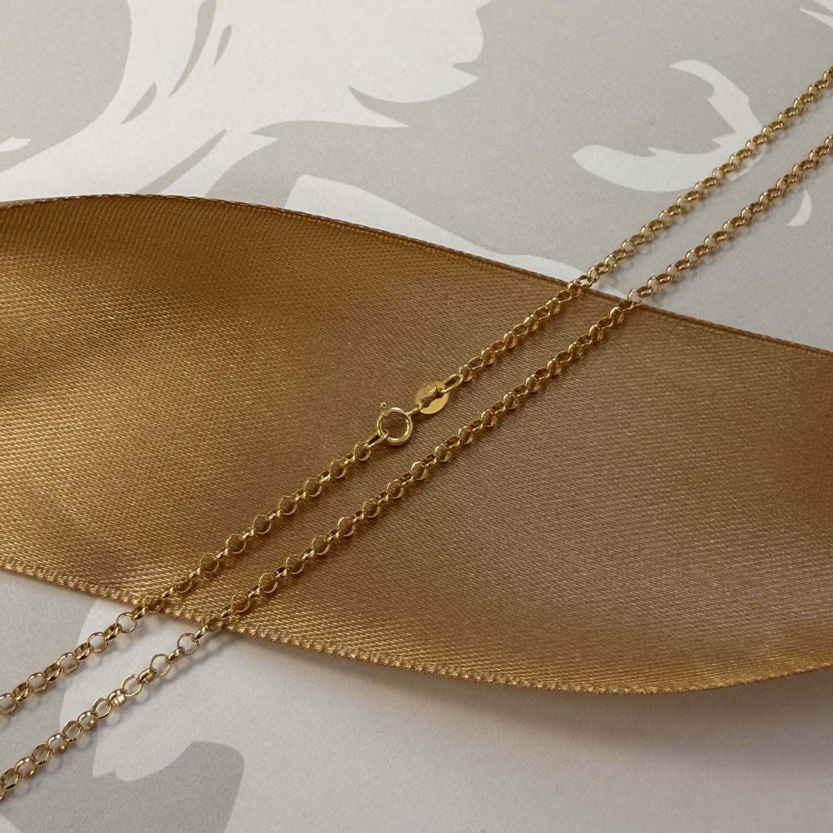 9ct Yellow Gold Fine Belcher Chain - 20 Inch