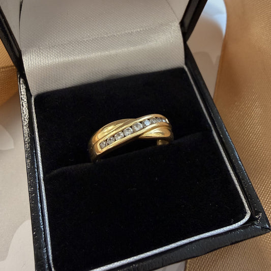 14ct Yellow Gold Diamond Crossover Ring