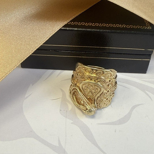 9ct Gold Saddle Ring Solid Gold Gents Patterned Saddle
