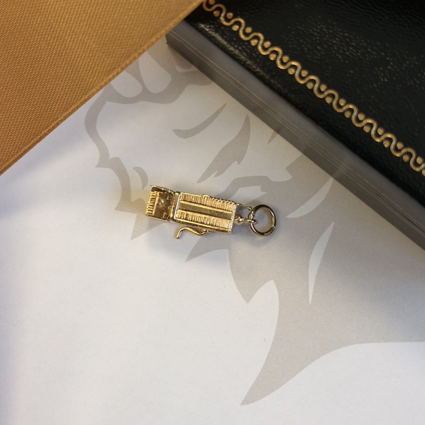 9ct Gold Moving Punch and Judy Pendant