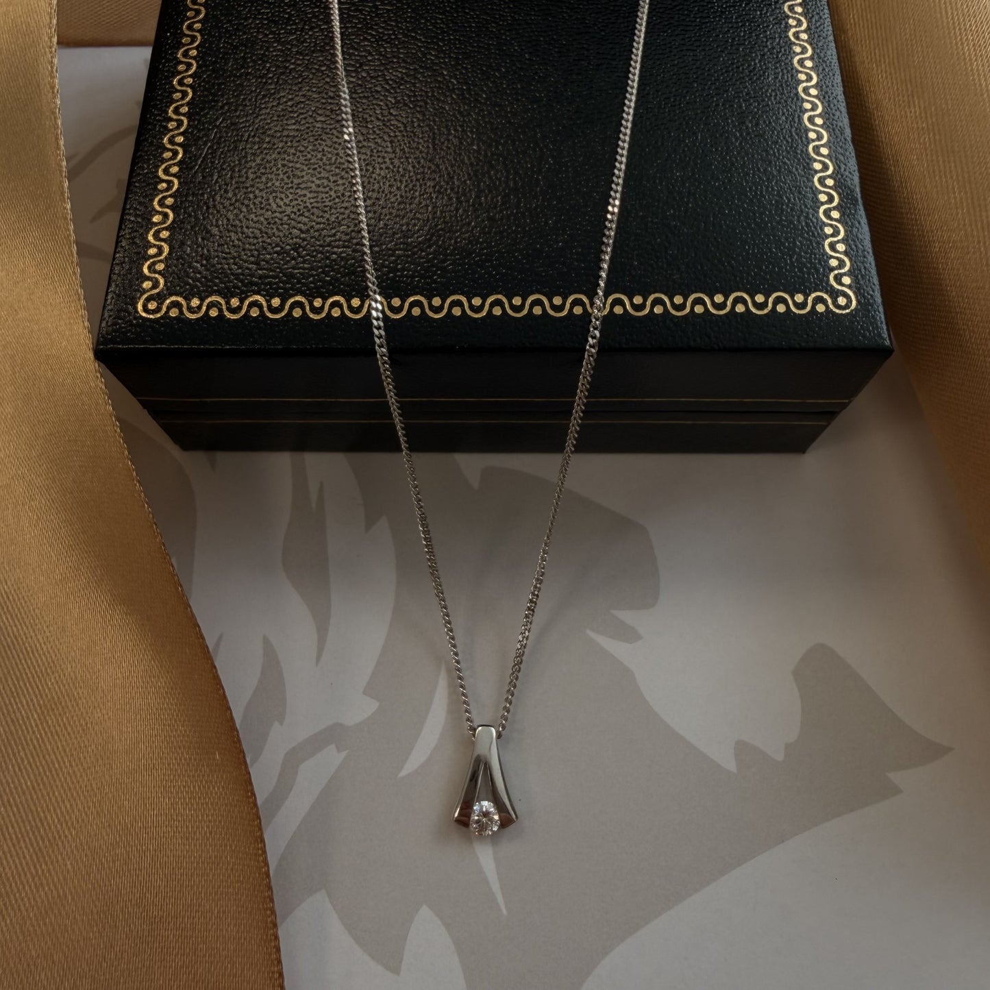 9ct White Gold Diamond Drop Pendant & Chain - 16 Inch
