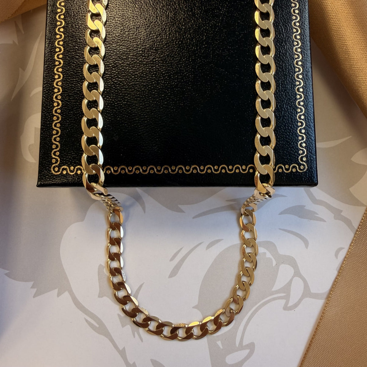 9ct Yellow Gold Curb Chain - 20 Inch