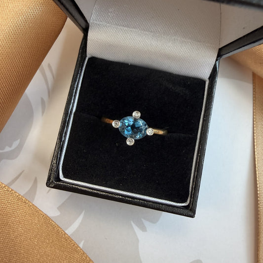 9ct Yellow Gold Blue Topaz & Diamond Dress Ring