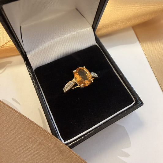 9ct Yellow Gold Citrine & Diamond Ring