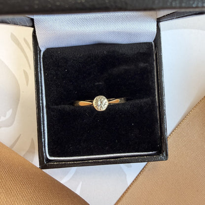 9ct Yellow Gold Diamond Solitaire Ring