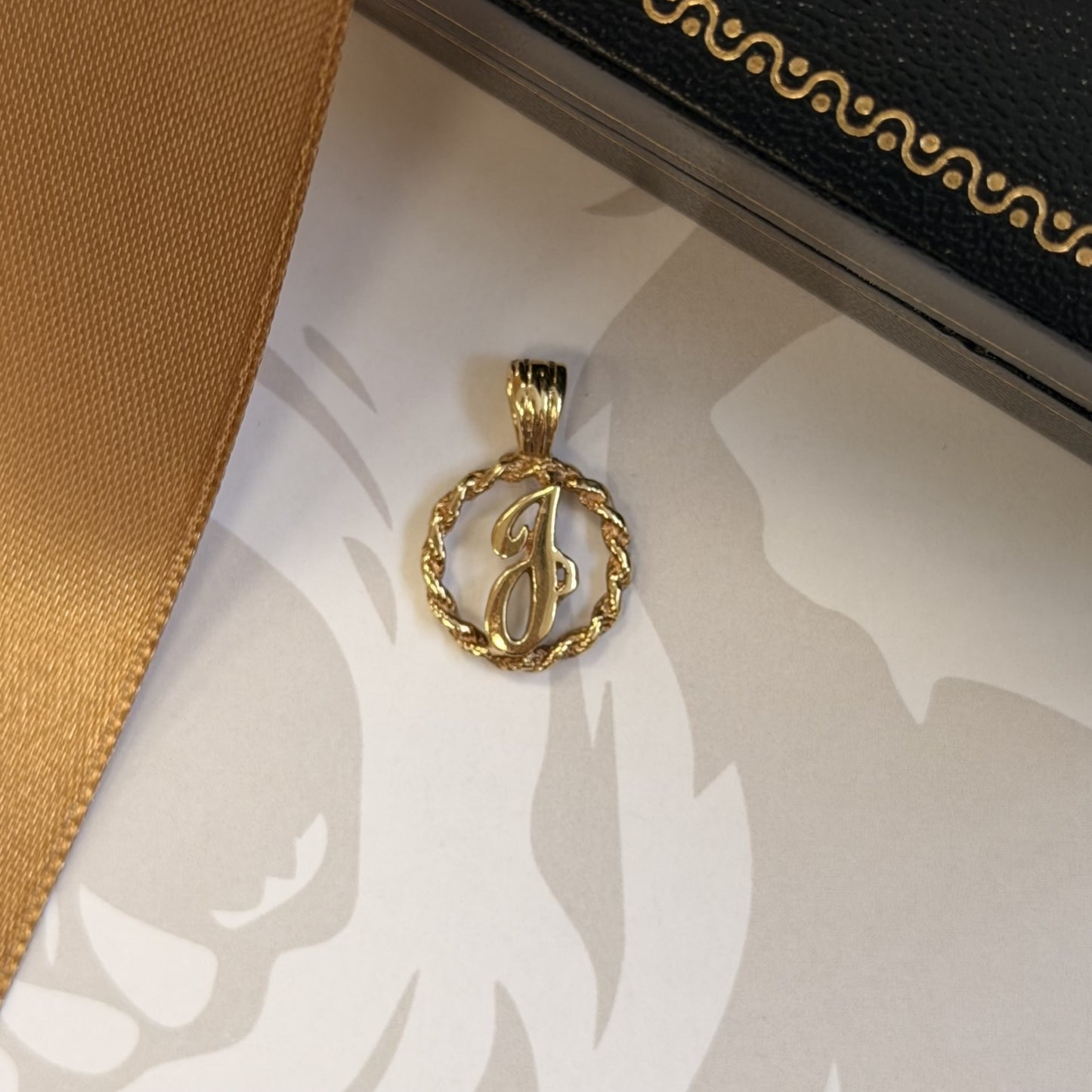 9ct Gold Letter J Initial Pendant