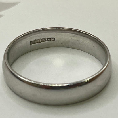 9ct White Gold Plain Band Ring – view 3