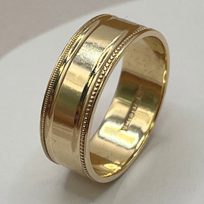 9ct Yellow Gold 5mm Wide Wedding Band Ring – view 4