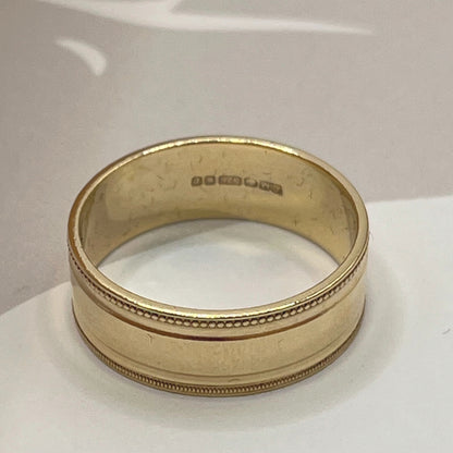 9ct Yellow Gold 5mm Wide Wedding Band Ring – view 6