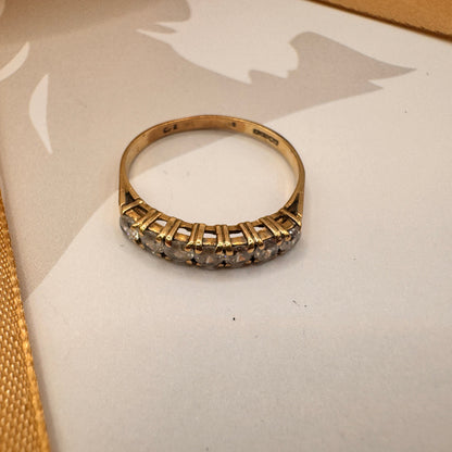 9ct Yellow Gold 7 Stone Claw Set Band Ring – view 3