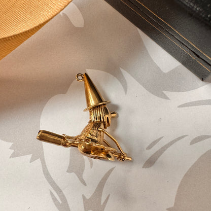 9ct Yellow Gold Clown Witch Charm – view 3