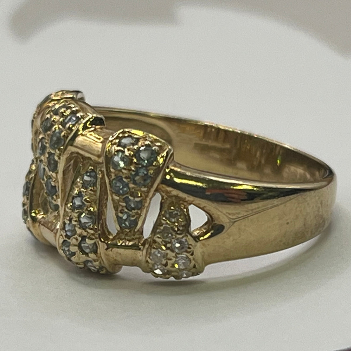 9ct Yellow Gold Diamond Ring – view 5