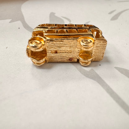 9ct Yellow Gold Double Decker London Bus Bracelet – view 4