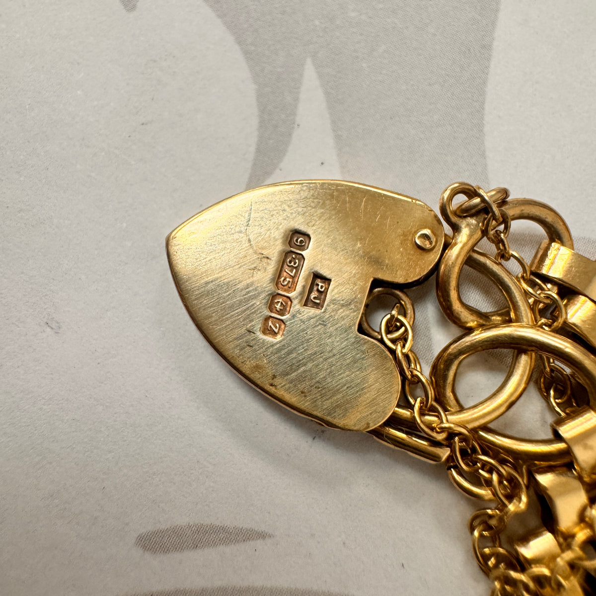 9ct Yellow Gold Fancy Link Bracelet with Padlock - 6.5 Inch – view 5